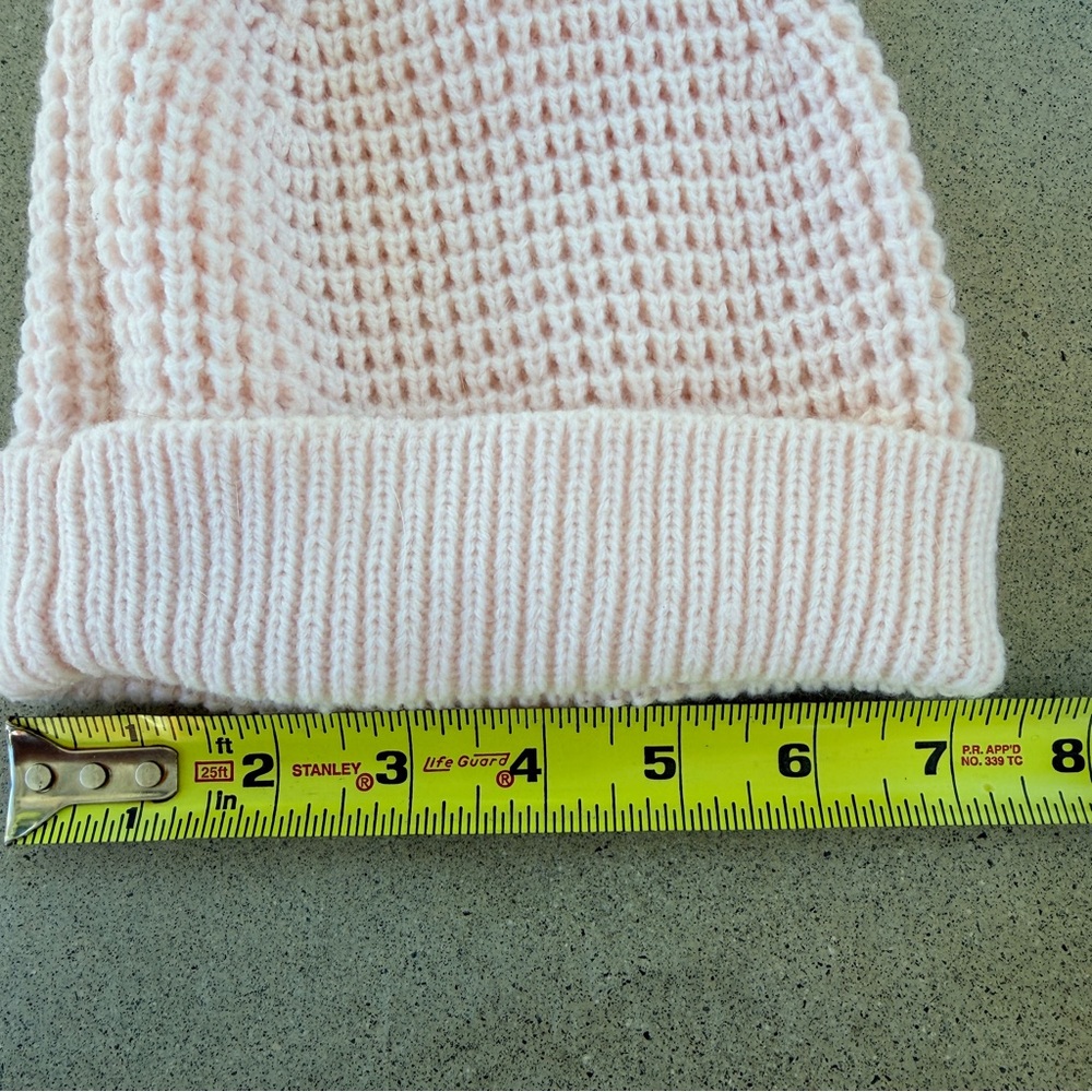 NEW Fabletics Pink Chunky Rib Knit Beanie - Picture 3 of 5
